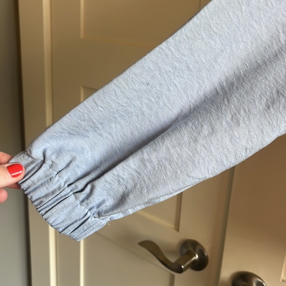 Tibi 2 light blue asymmetrical blouse button detail elastic sleeves top shirt - Picture 4 of 9